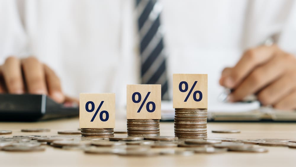 Tasas de interés en tarjetas de crédito: ¿solución efectiva o estrategia política?
