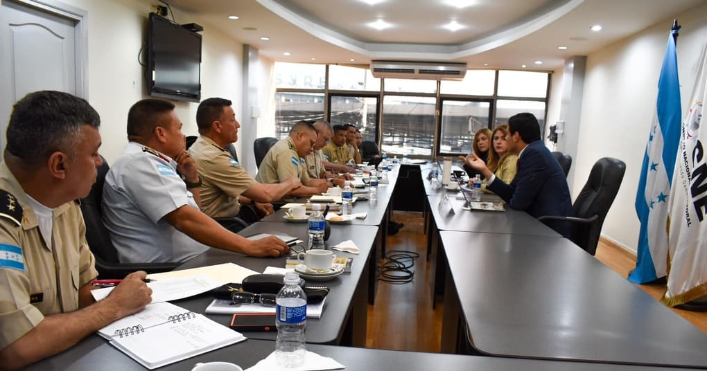 Fuerzas armadas y CNE en Honduras: conflicto en año electoral