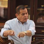 Romeo Vásquez prófugo: tensión entre justicia y política