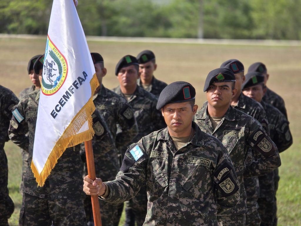 Fuerzas Armadas de Honduras se separan de LIBRE y señalan avance del narcotráfico