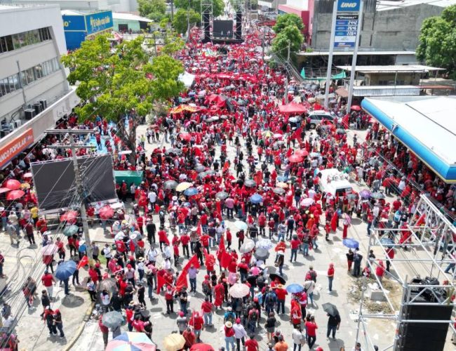Crisis en LIBRE tras el fracaso de su marcha en San Pedro Sula y repercusiones del “Plan Venezuela”