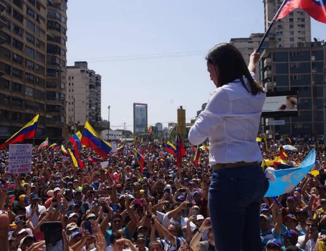 ¿Cómo reaccionó la izquierda en América Latina al Nobel de Paz de María Corina Machado?