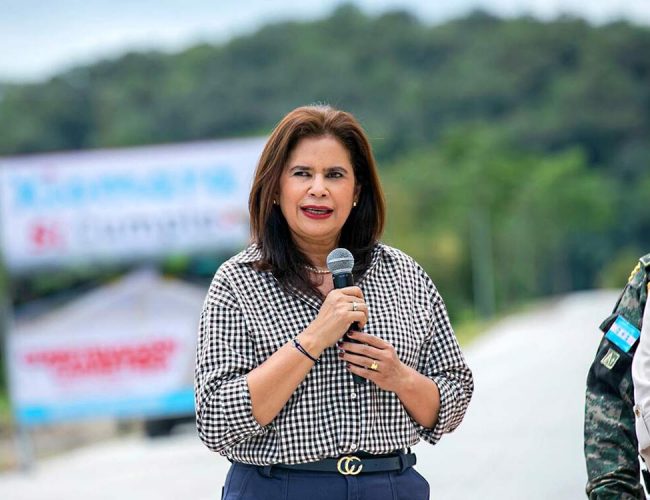 La Batalla de Rixi Moncada: Pérdida de Apoyo y Preocupación Económica