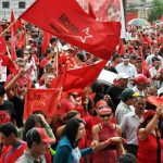 LIBRE Aumenta Entrega de Bonos Pre-Electorales en Honduras