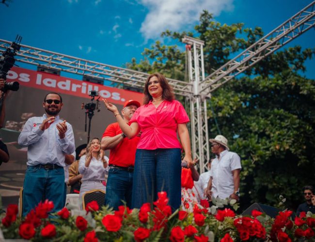 Moncada y las encuestas: Desafío económico en su discurso